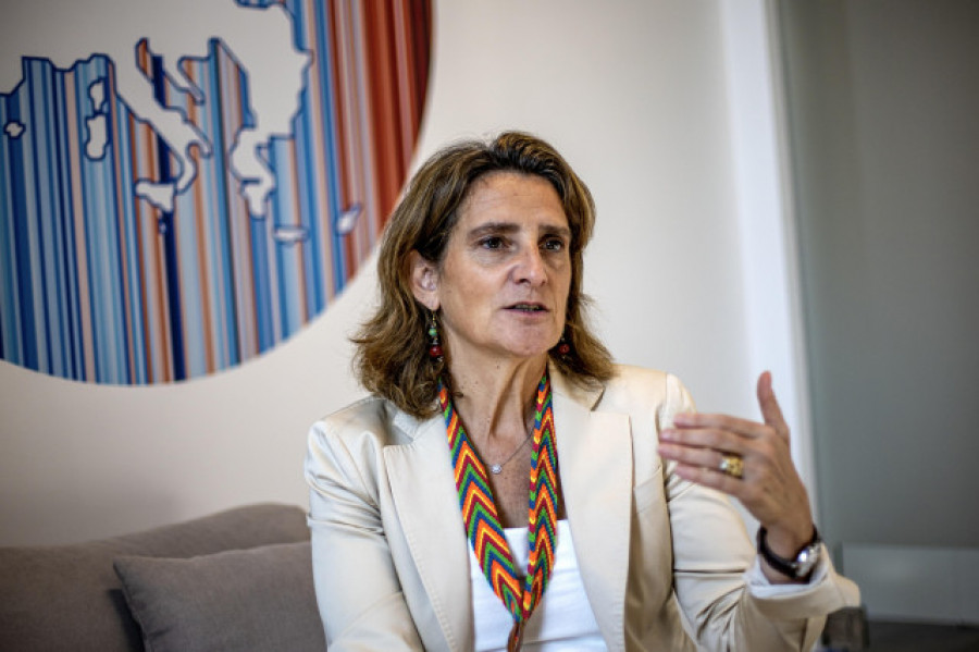 El impuesto a energéticas con su diseño actual no puede ser permanente para Ribera