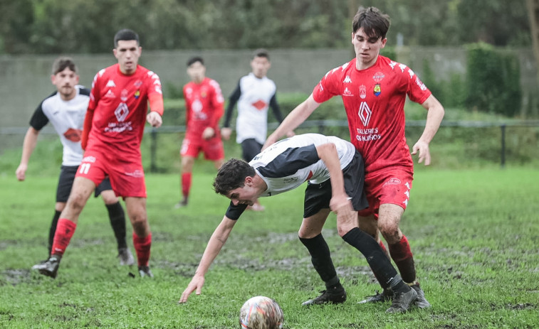 El Mazaricos gana al Castriz y devuelve el interés a la Liga da Costa