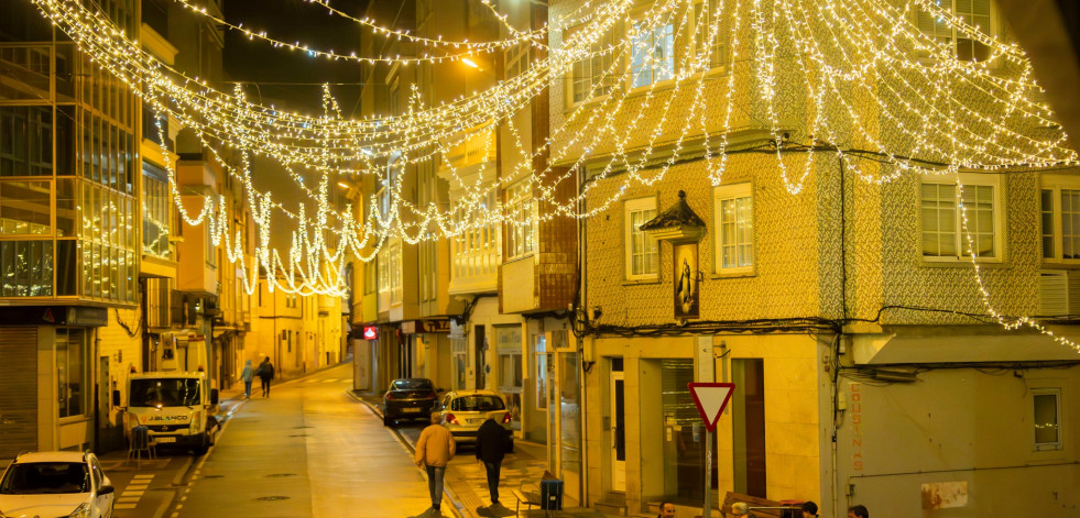 Casi sesenta comercios de Malpica participan en la campaña navideña