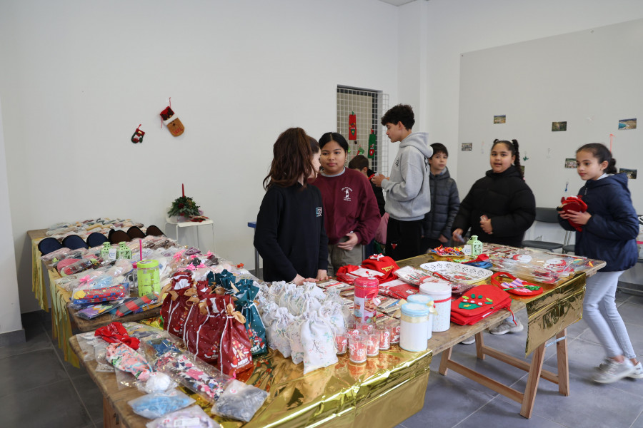 El instituto de Ponteceso acogerá un mercado navideño solidario el día 21