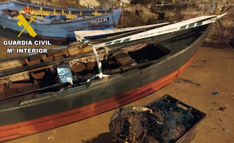 Requisan 55 kilos de pescado y marisco y una embarcación en Cee