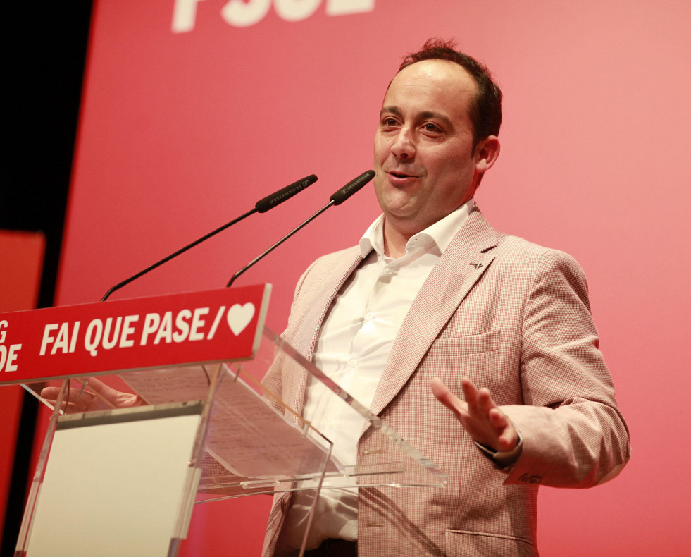 Mitin Psoe malpica 9 15146.17