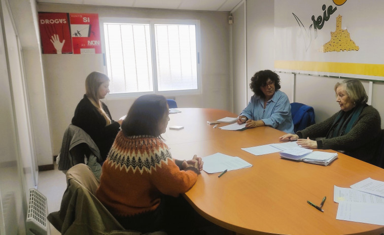 Vieiro oferta programas de prevención a los institutos de Carballo