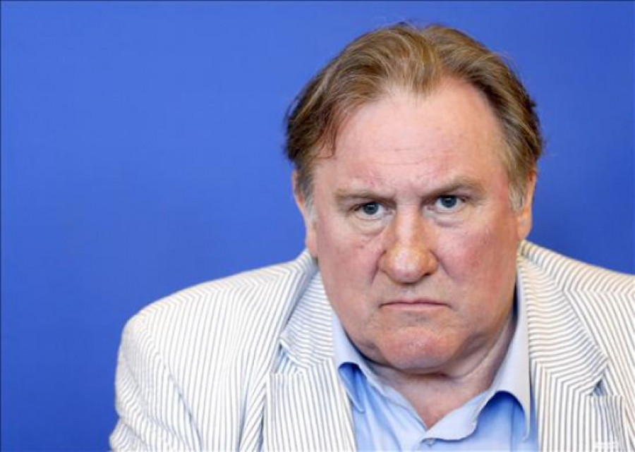 La periodista española Ruth Baza denuncia a Gérard Depardieu por haberla violado en 1995