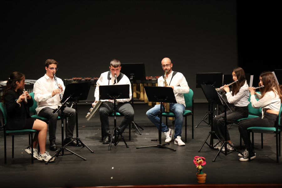 El Conservatorio Profesional de Música de Carballo dará conciertos en varias parroquias
