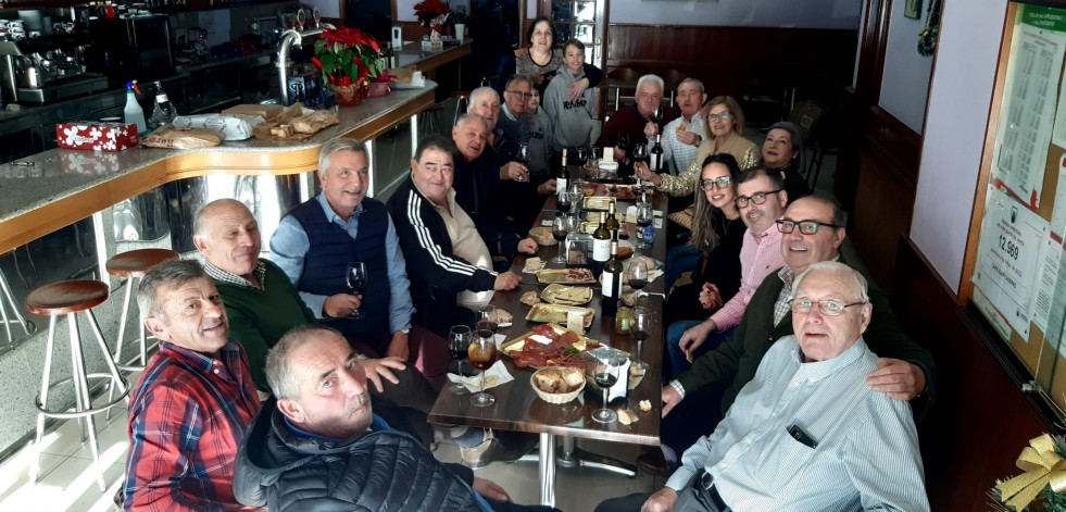El larachés Moncho Veiga celebra sus 80 años
