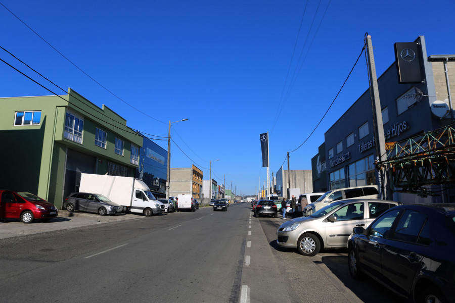Movistar ya ofrece su fibra óptica en el polígono de Carballo