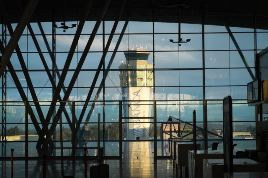 El aeropuerto de Santiago registra el mejor dato de pasajeros de su historia en febrero