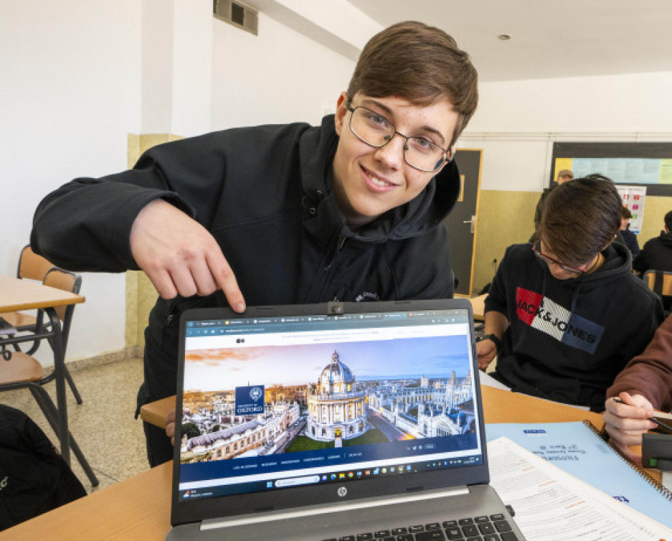 Migueleljovenprodigiode15aosseleccionadoporlaUniversidaddeOxford