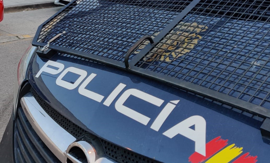 Detenido en Santiago un hombre por un robo con violencia a una mujer, que precisa asistencia sanitaria