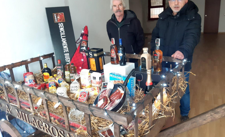 ACD A Milagrosa se vuelca con la venta de rifas y el sorteo de un carro de productos para carnavales