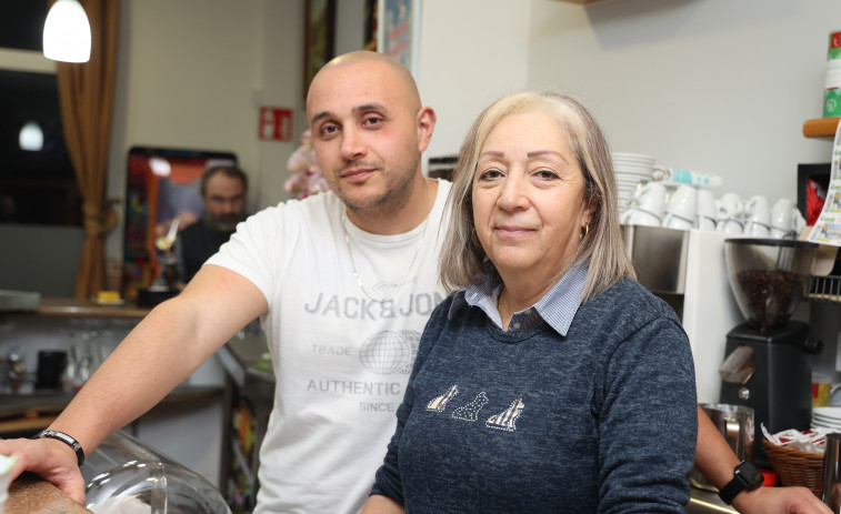 Reapertura en Carballo del café bar Caión