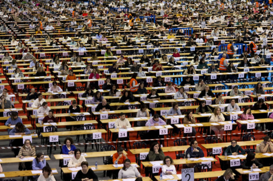 Una opositora embarazada hará, por primera vez, su examen desde fuera de Galicia