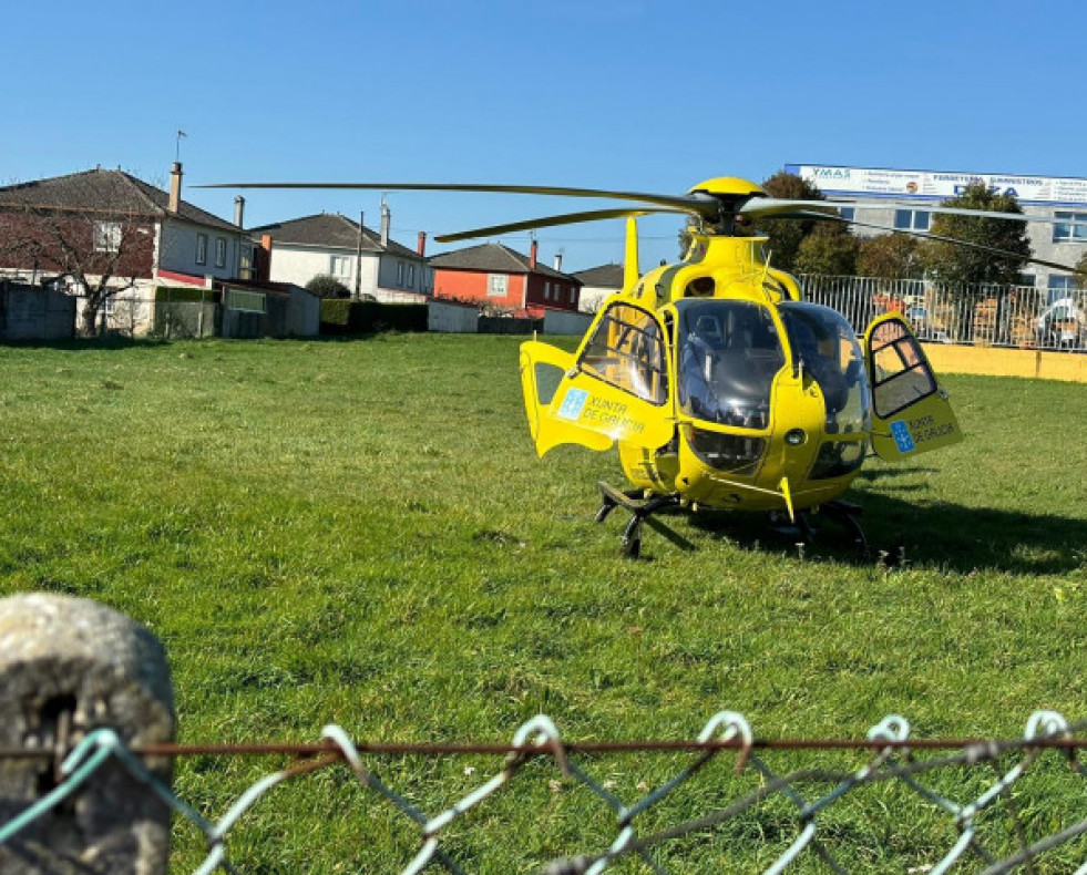 EuropaPress 5737495 helicoptero medicalizado base santiago compostela intervencion lalin pontevedra