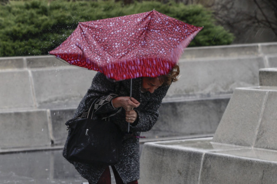 España está inmersa en un episodio de lluvias que afectará, al menos, hasta el 1 de mayo