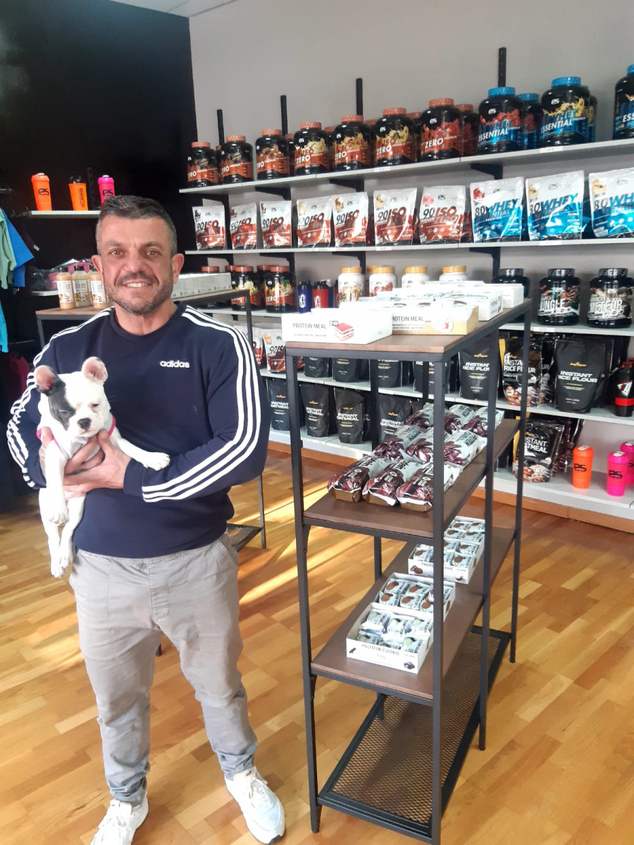 Apertura en Carballo de “Olympia”, establecimiento de nutrición deportiva