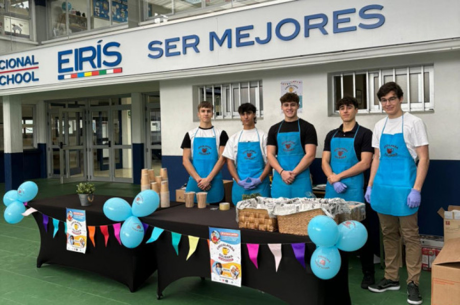 El Colegio Eirís se viste de solidaridad en una chocolatada por la investigación del cáncer infantil