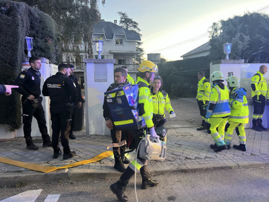 Dos mujeres mueren y una está en estado crítico tras el incendio de una residencia en Madrid