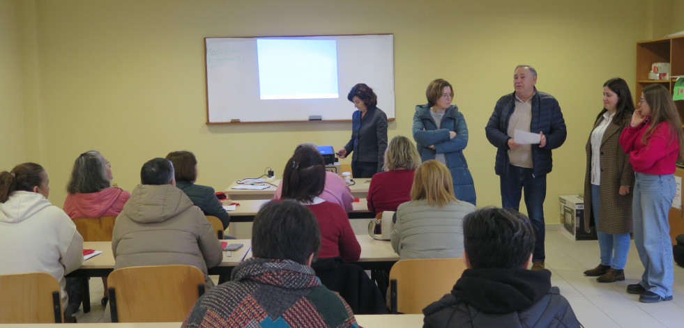 Comienza una formación de servicio de comidas en A Laracha