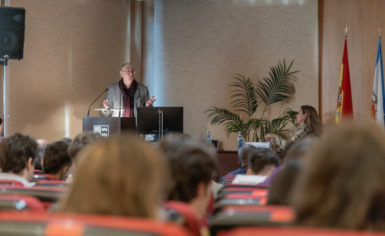 Analistas de la Cátedra de la URJC y el CNI destacan en Cesuga el valor diferencial del uso de la inteligencia competitiva en el éxito de las empresas