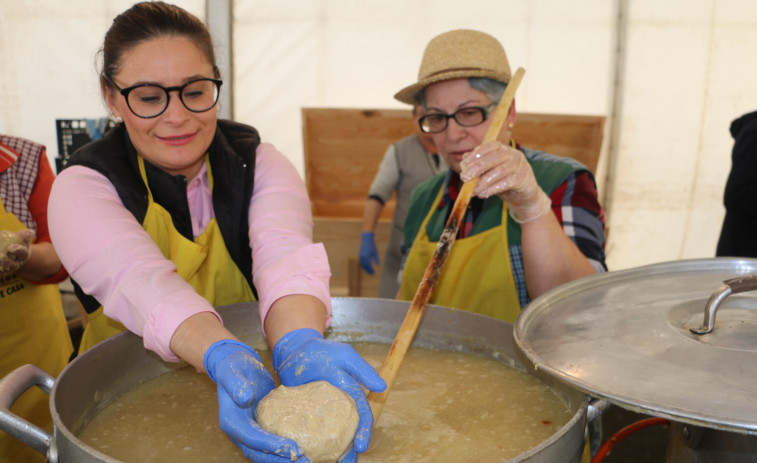 Mazaricos se prepara para la  25ª Festa do Bolo do Pote, el primer fin de semana de marzo