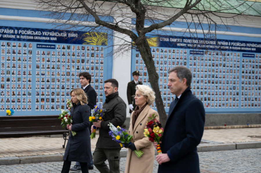 Kiev conmemora el segundo aniversario de la invasión rusa arropada por el G7 y  la Unión Europea