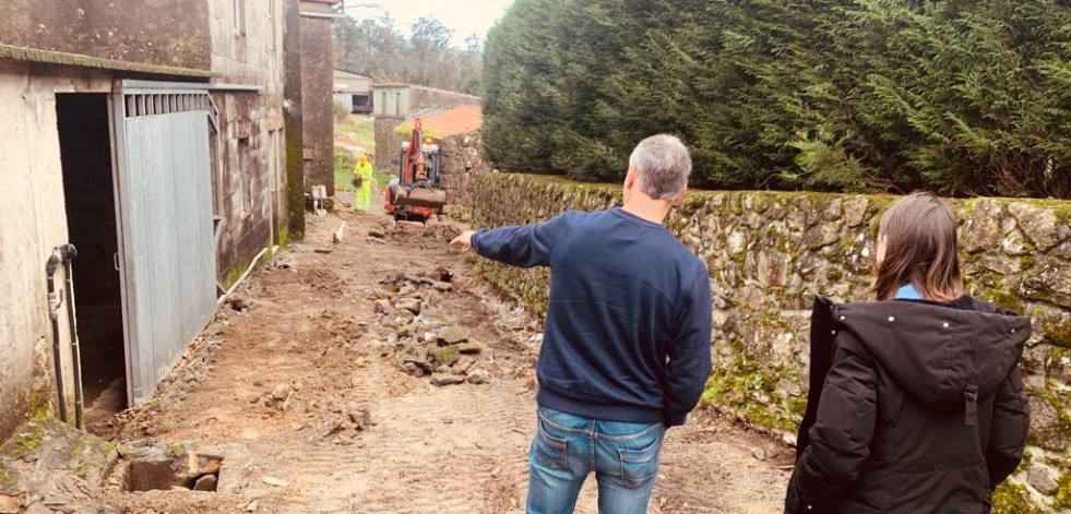 Muxía anuncia obras en Senande, Leis y Ozón como parte del plan de mejora del rural