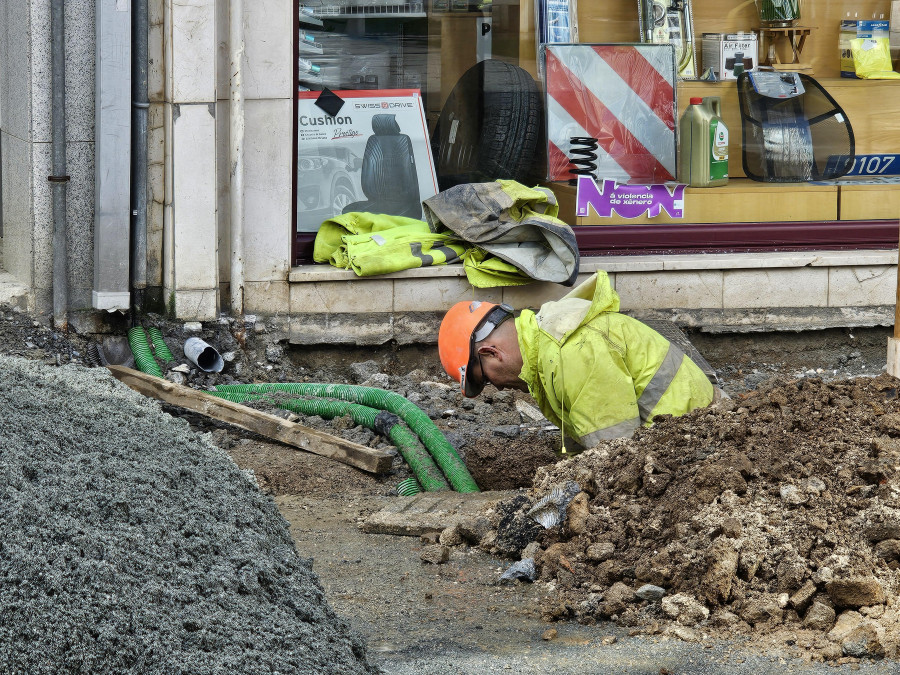 Los servicios y la construcción animan el mercado laboral de la Costa da Morte en febrero