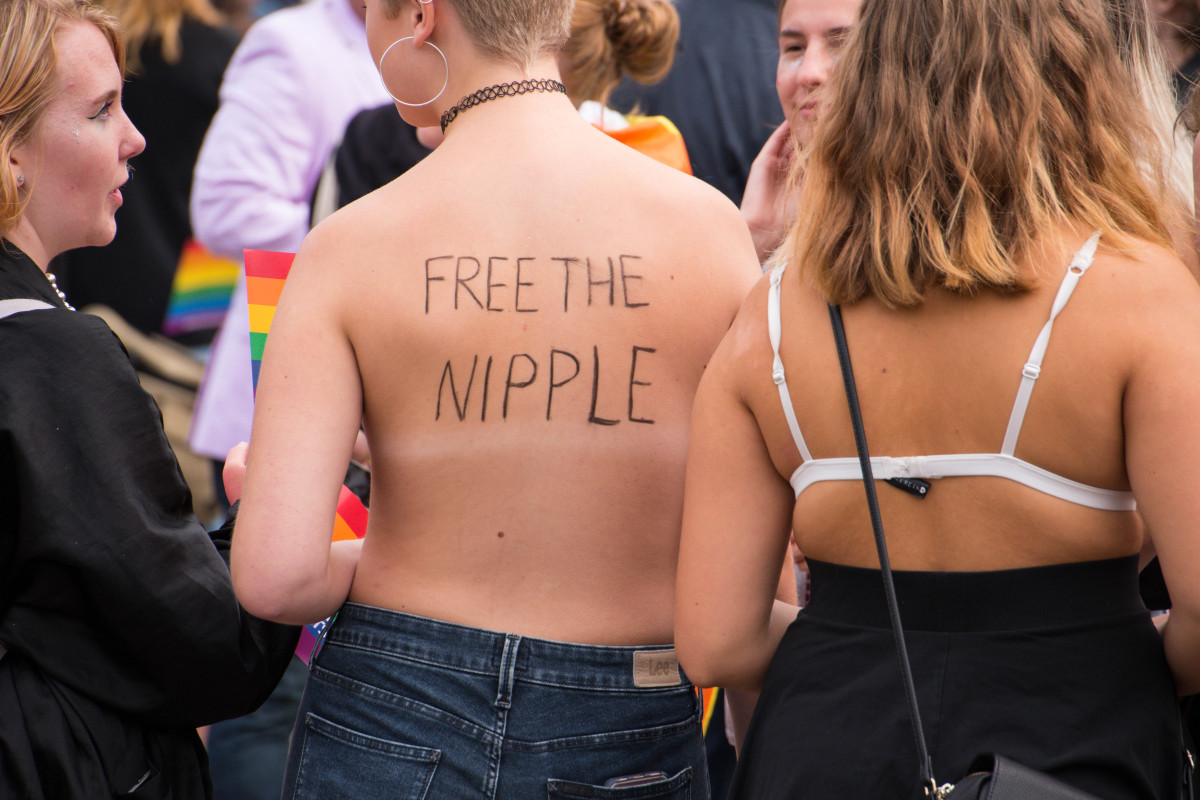 Free the nipple (28542545130)