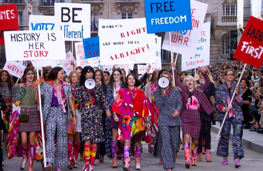 La moda a lo largo del tiempo: una aliada en la lucha de las mujeres contra la desigualdad