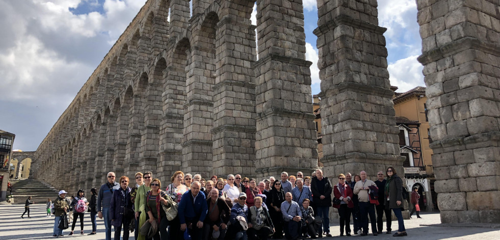 A Laracha ofrece una excursión por la provincia de León a jubilados y mayores de 55 años