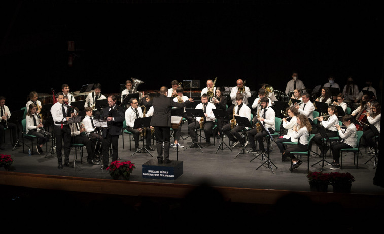 La Banda de Música de Carballo festeja sus 40 años