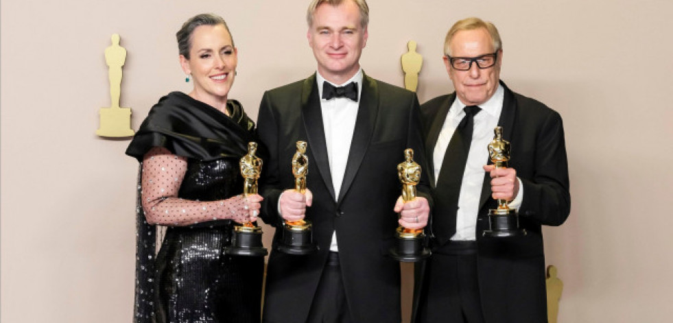 Christopher Nolan, director de 'Oppenheimer', condecorado en el Reino Unido