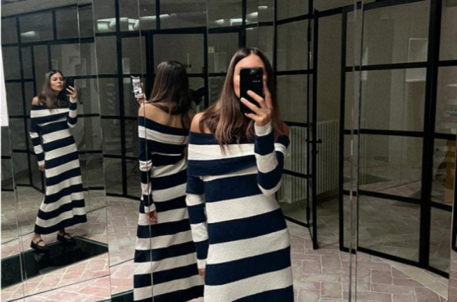 De punto y rayas: así es el nuevo vestido viral de Zara por menos de 30 euros