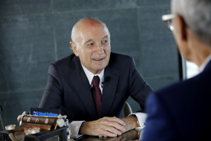 Antonio Fontenla será este domingo el primer protagonista de la sección ‘Tras la mesa del jefe’