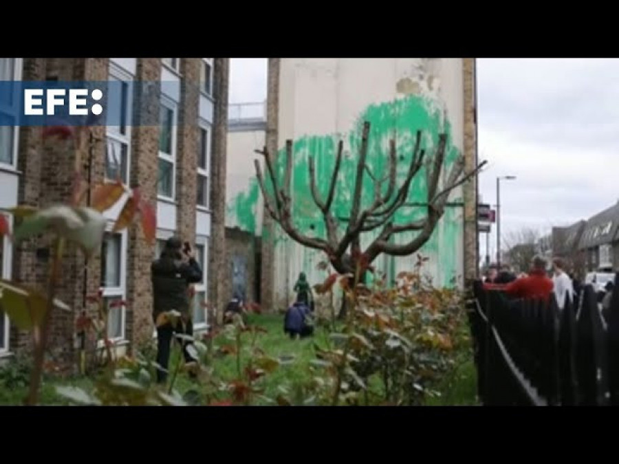 Banksy confirma la autoría en un nuevo mural de un árbol aparecido en Londres