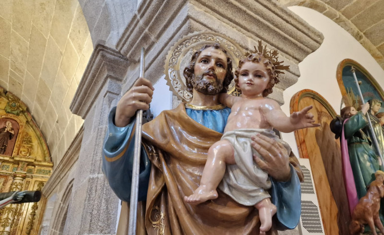 La parroquia de Brens ya tiene la imagen restaurada de San José