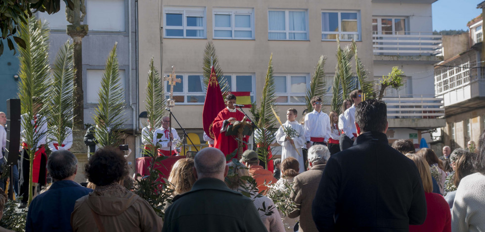 Domingo de Ramos en Fisterra, en imágenes