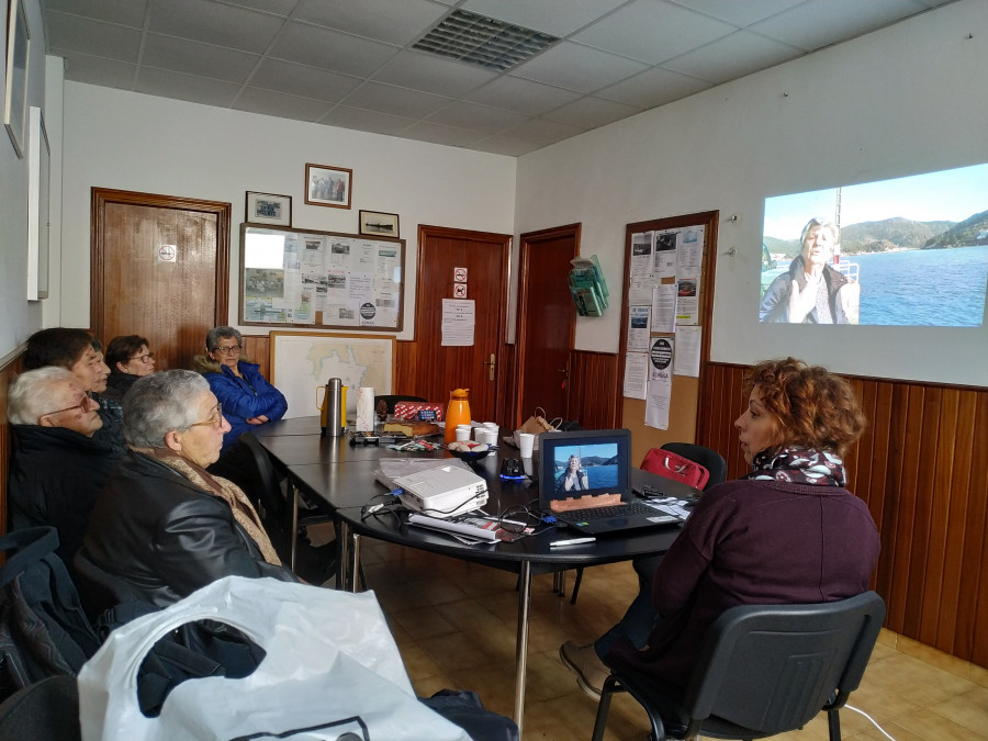 Corcubión pretende recuperar su cultura marinera con "Contos do mar"