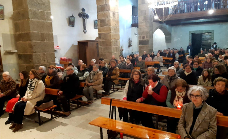 Soandres abre el calendario de festejos honrando a Santa Lucía