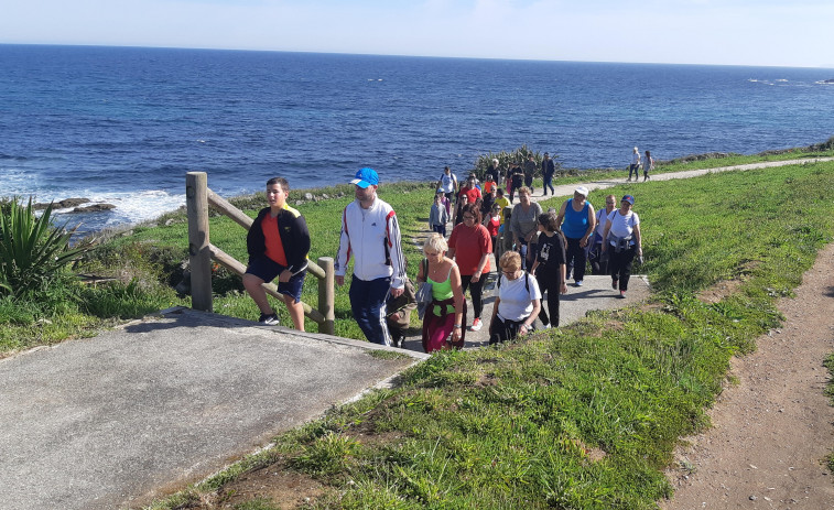 Cuatro rutas en Andainas na Primavera en A Laracha