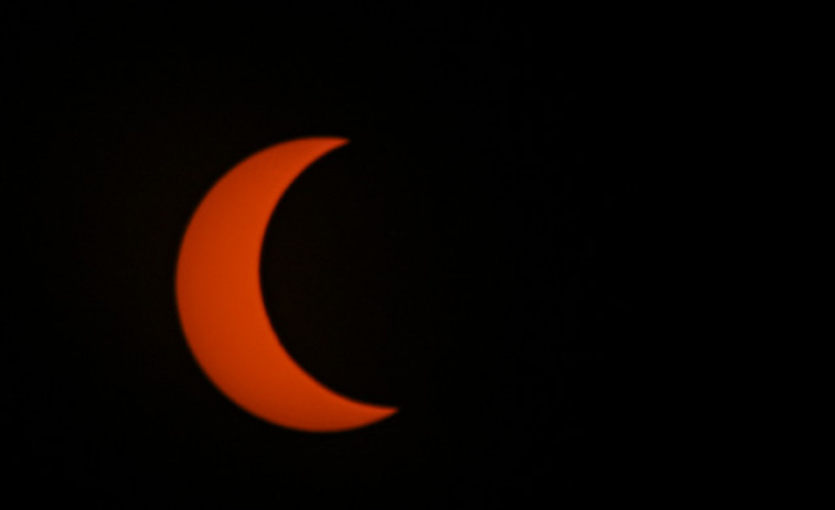 ¿Cómo y cuándo se podrá ver en Galicia el eclipse de sol del lunes 8 de abril?