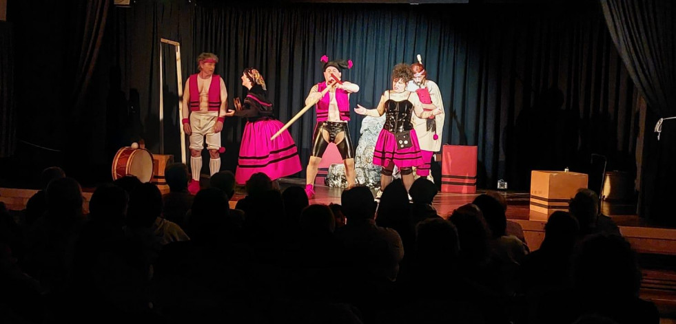 Casi 30 obras participan en la Mostra de Teatro Labarta Pose