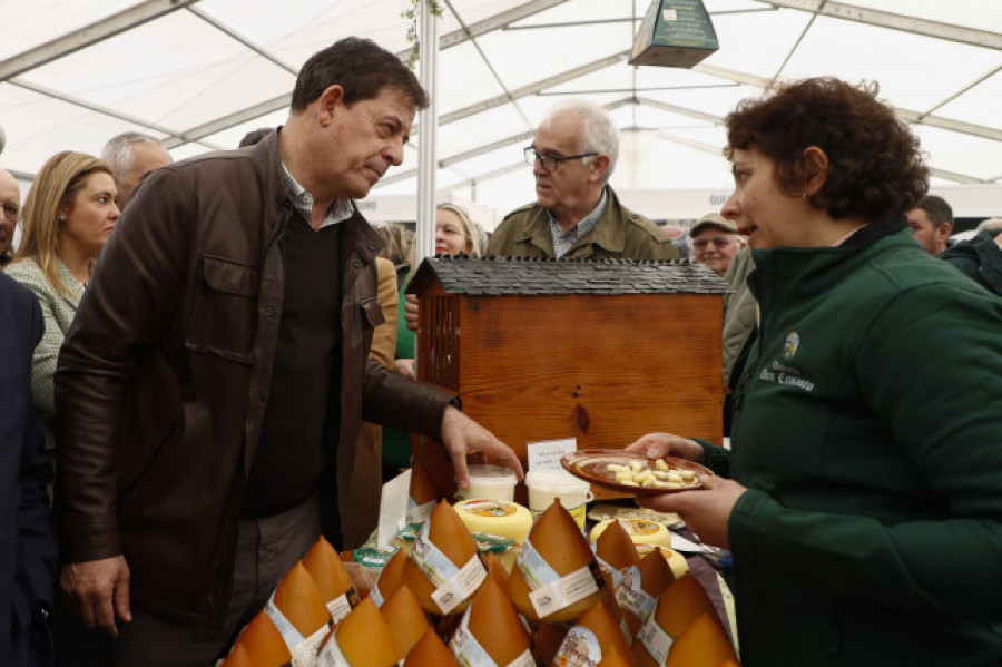 Besteiro propone una "oposición constructiva" para volver a gobernar Galicia en el futuro