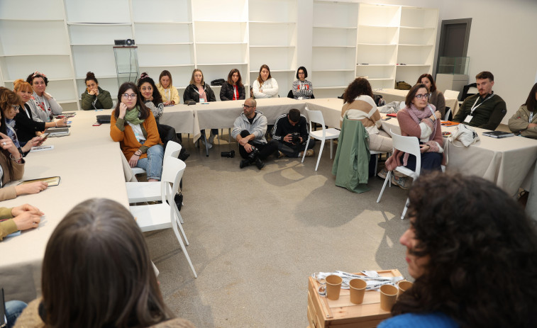 Un total de 28 empresas aprenden a emprender en Carballo