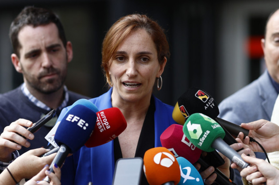 Mónica García aboga por cambios estructurales en la Atención Primaria: "Esto no va de cheques"