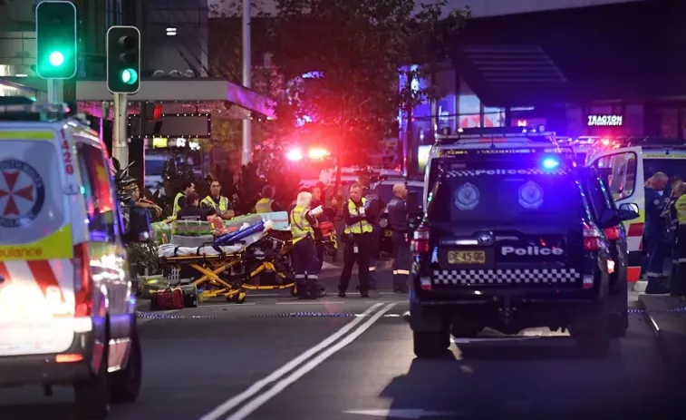 Al menos seis personas mueren apuñaladas en un centro comercial de Sídney