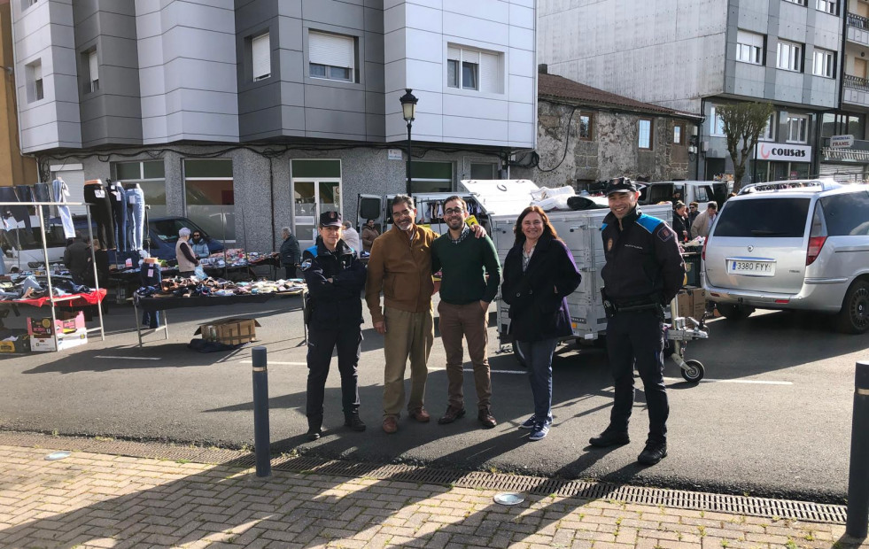 La feria de Santa Comba crece con veinte nuevos puestos