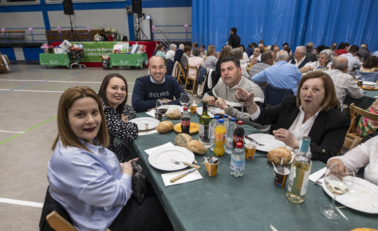 Exitosa cena contra el cáncer de Cabana