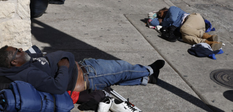 Supremo de EEUU debate si es legal multar a personas sin hogar por dormir en la calle